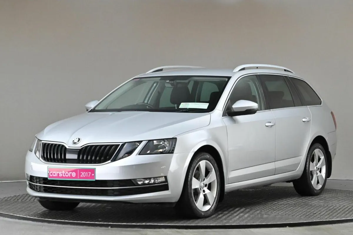 Skoda Octavia **JAN 2026 PRICING NOW** 1.6TDI STYL - Image 3