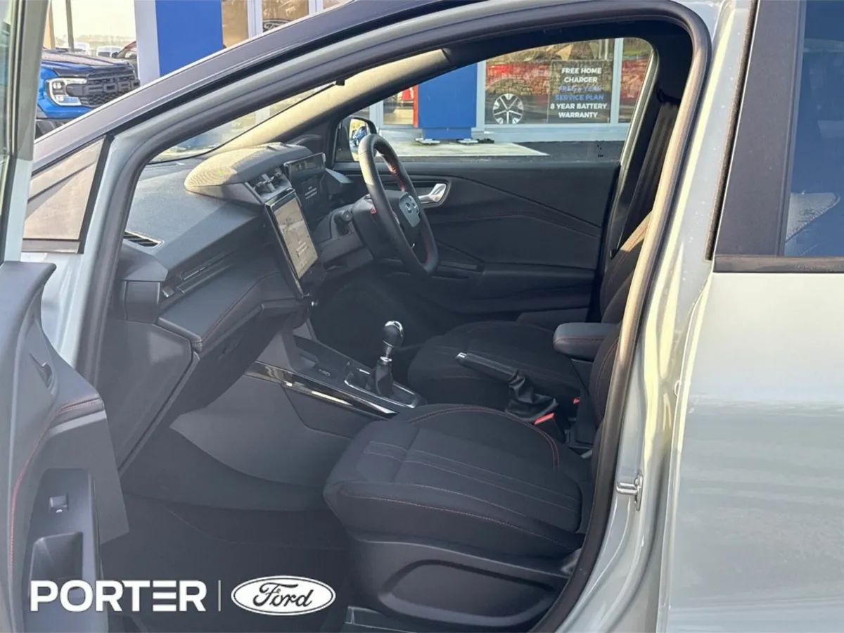 Ford Puma *19" ALLOYS* *BLACK ROOF* ST LINE - Image 4