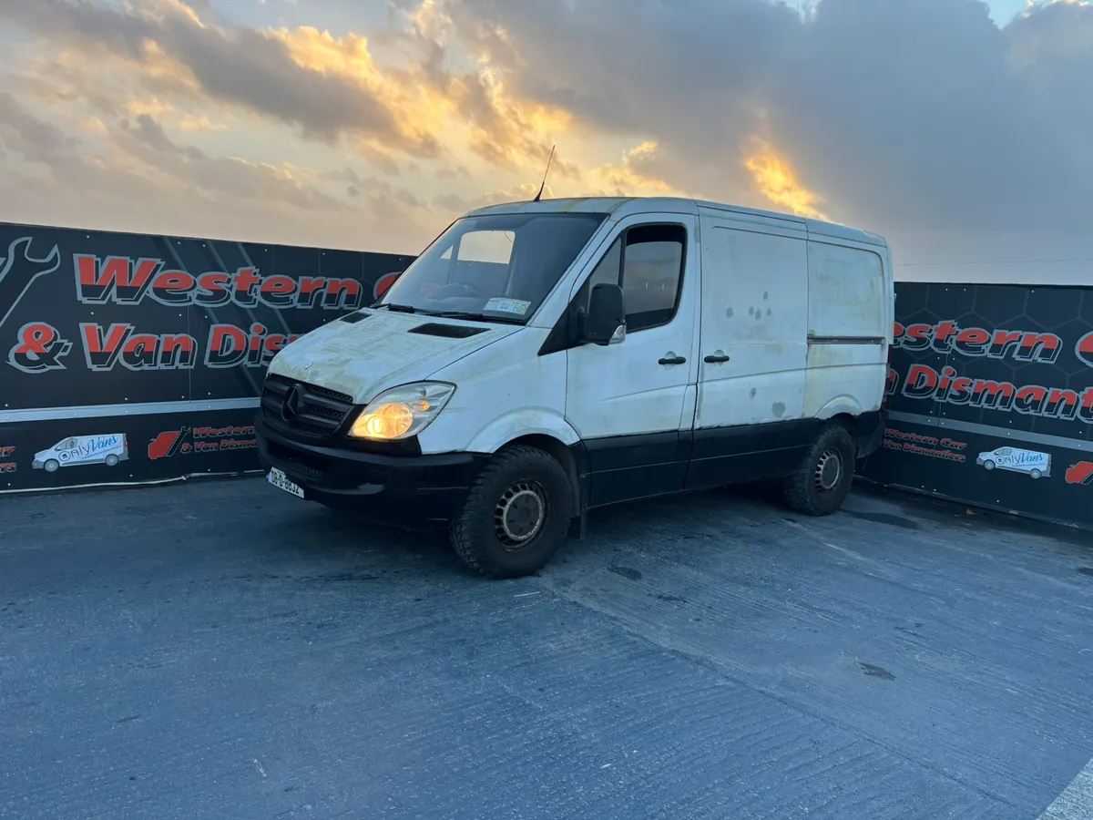 2008 Mercedes sprinter 2.1 rwd for dismantling