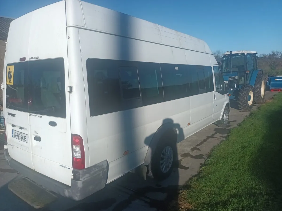 Ford Transit - Image 2