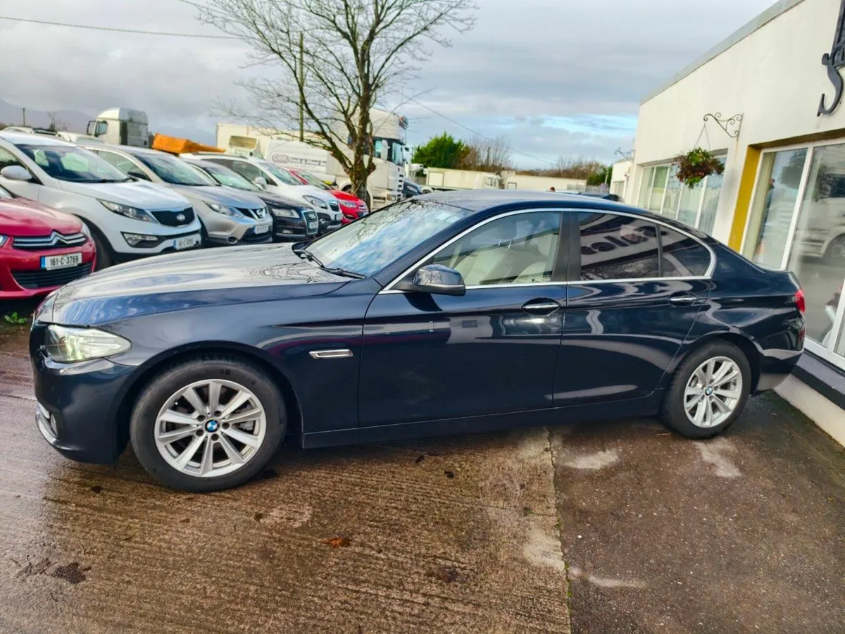 BMW 5-Series 520d SE Auto FSH - Image 4