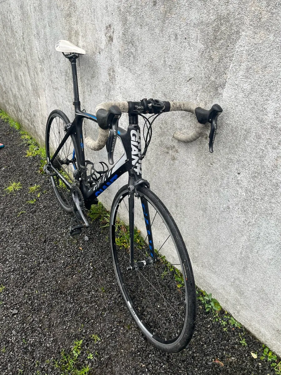 Giant TCR Advanced road bike - di2 - Image 3