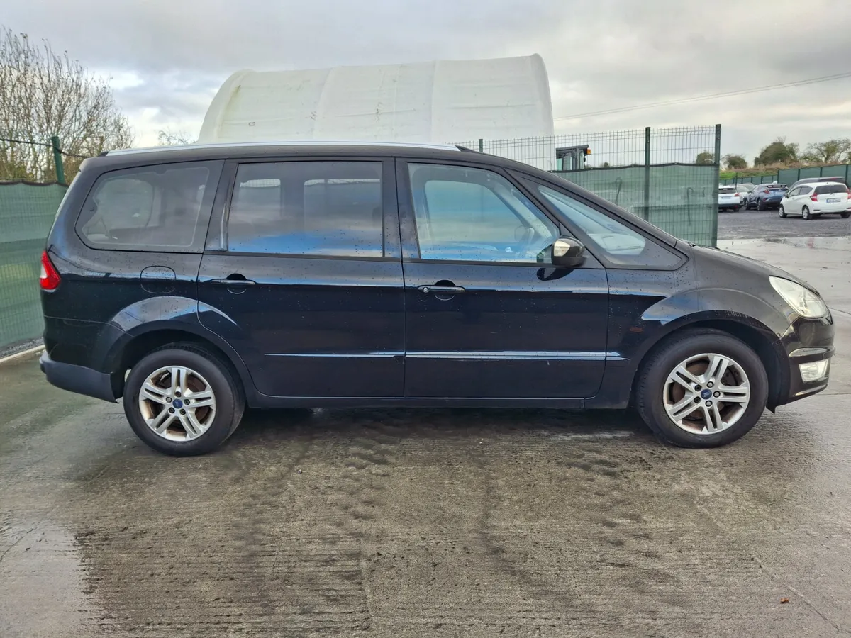 132 Ford Galaxy  Diesel  Manual - Image 2
