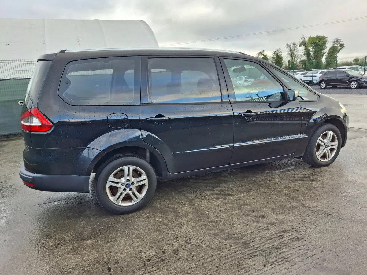 132 Ford Galaxy  Diesel  Manual - Image 3