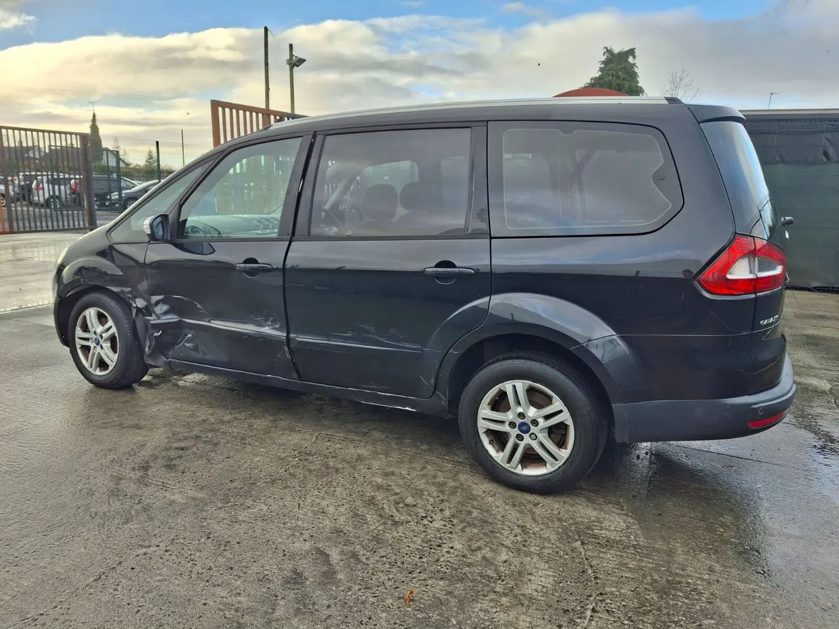 132 Ford Galaxy  Diesel  Manual - Image 4