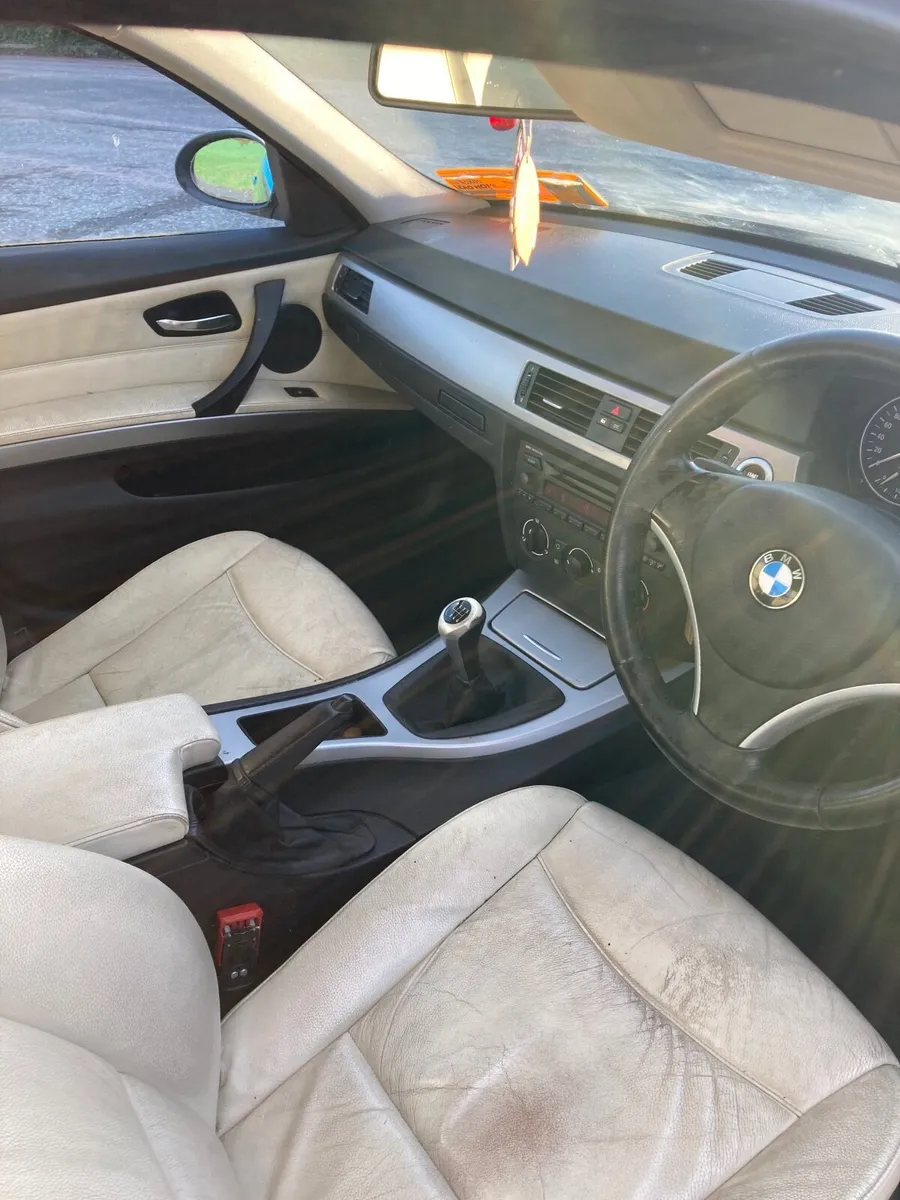 BMW 3-Series 2007 - Image 4