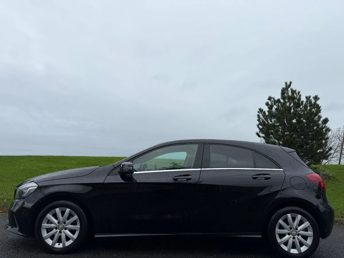 2017 MERCEDES A CLASS A180 Sport - Image 4