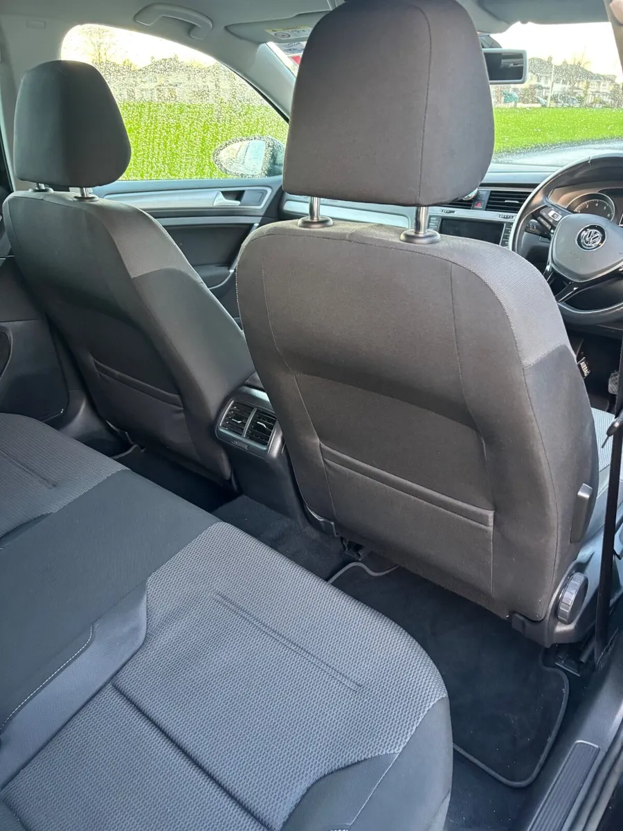 Volkswagen Golf 2015 1.2L petrol - Image 4