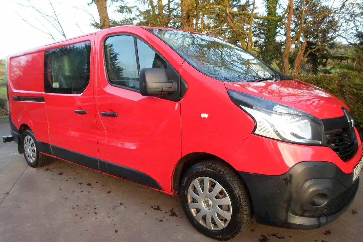 Renault Trafic 2014 - Image 1
