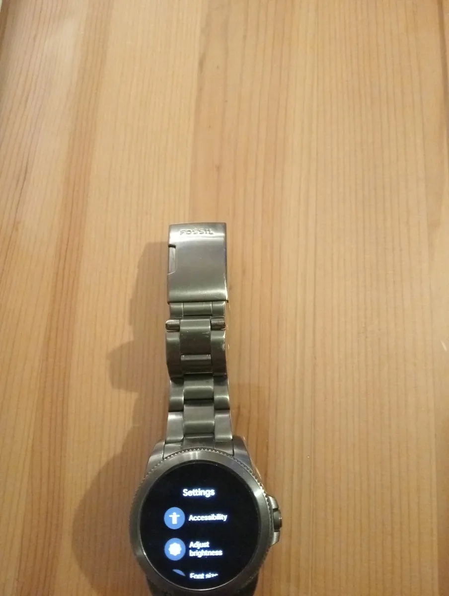 Fossil smart watch - Image 4