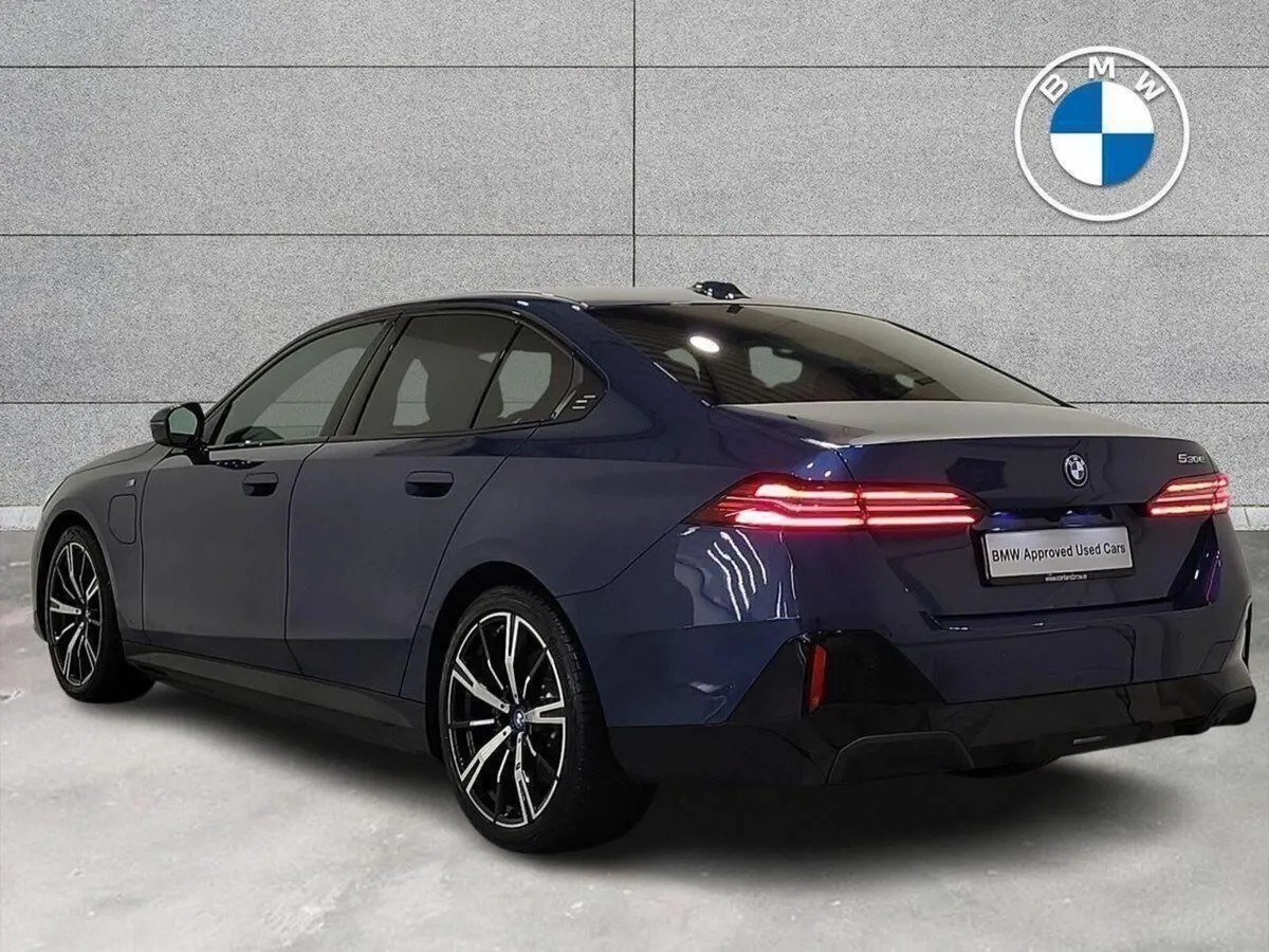 BMW 5-Series 530e M Sport Saloon - Image 2