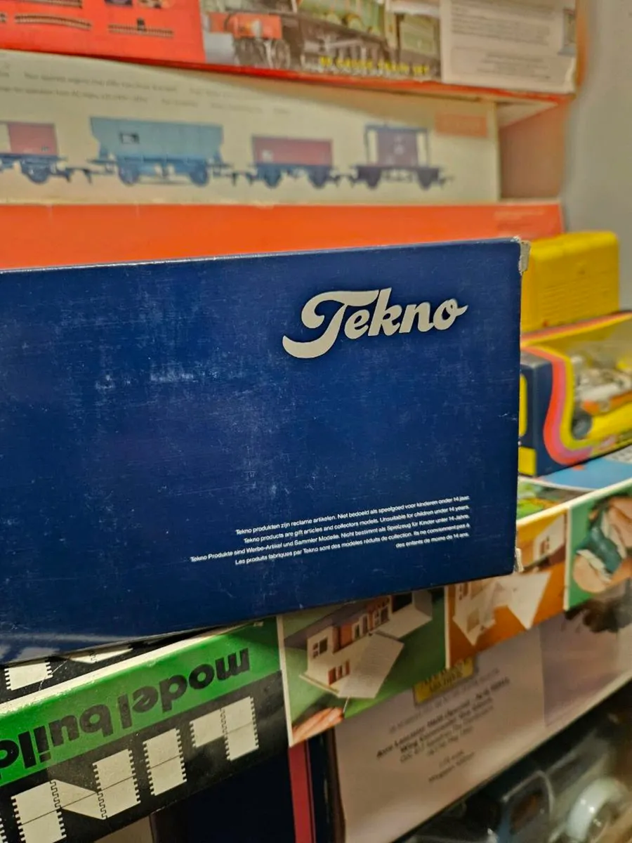 Corgi Tekno ERF Tractor Unit Marks & Spencer Trail - Image 4