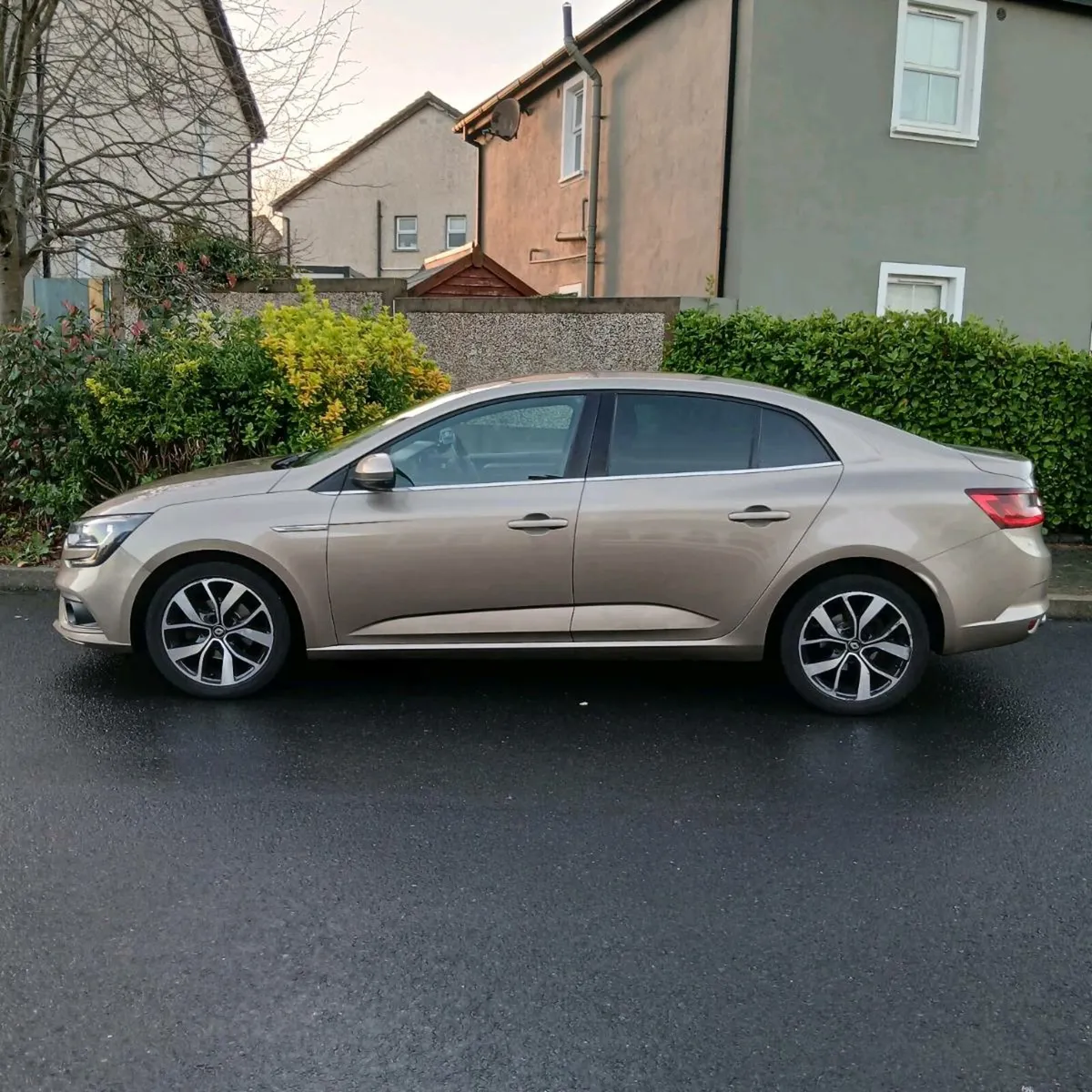 Renault megane 1.5 dci nct & tax - Image 4