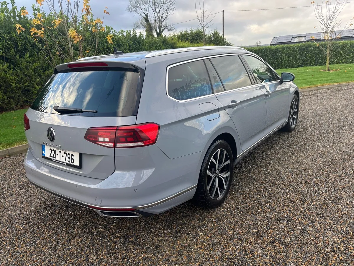 2022 VOLKSWAGEN PASSAT ELEGANCE 2LT 150BHP - Image 3