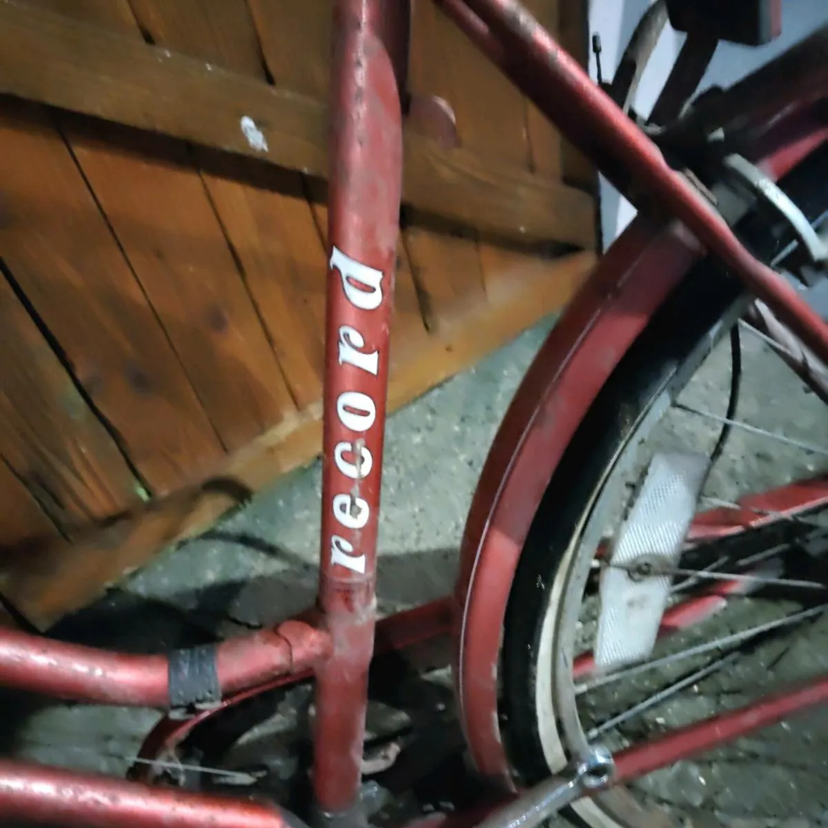 Ladies Old style Bike - Image 3