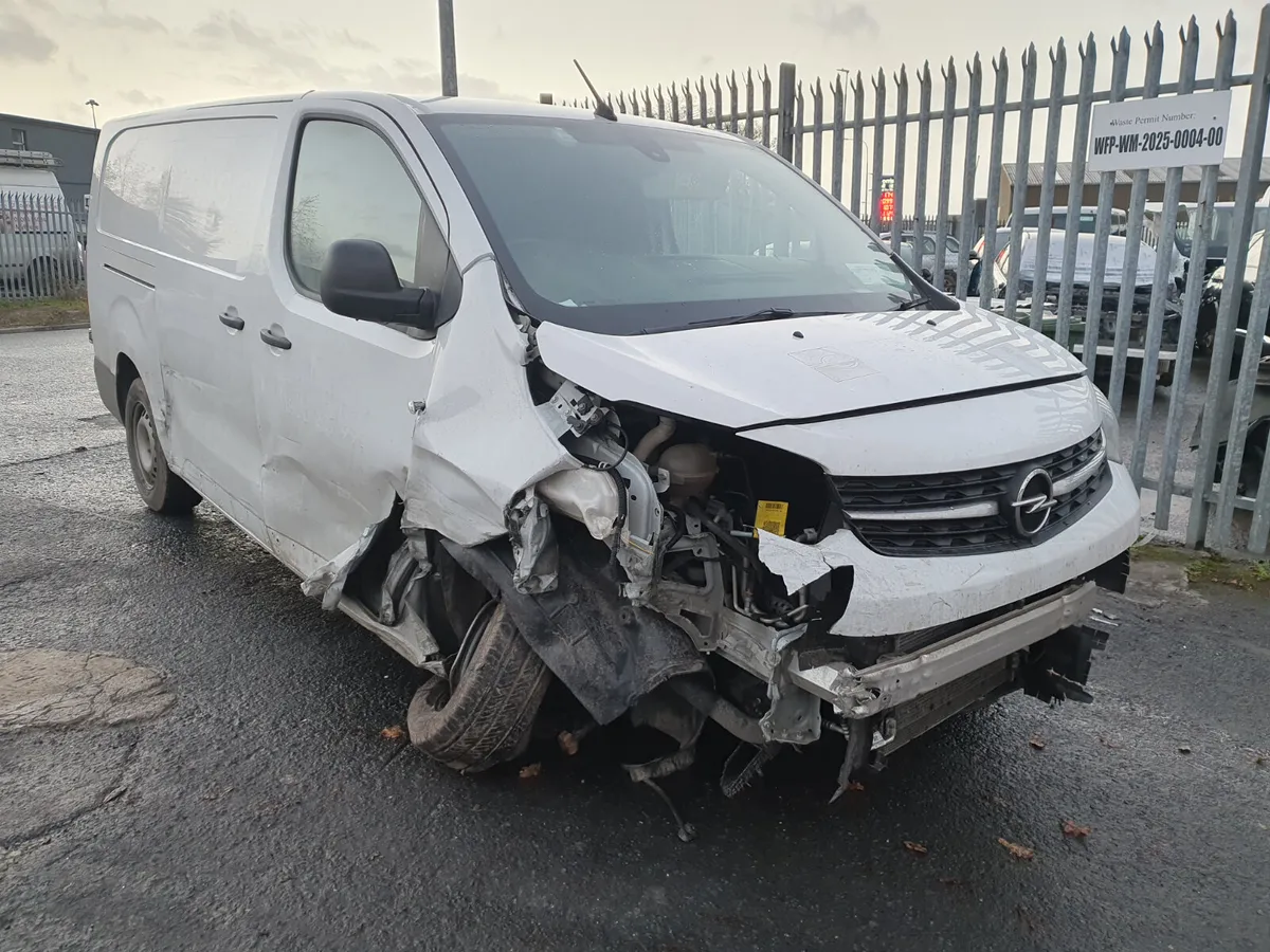 24 OPEL VIVARO  1.5 DCI FOR BREAKING - Image 2