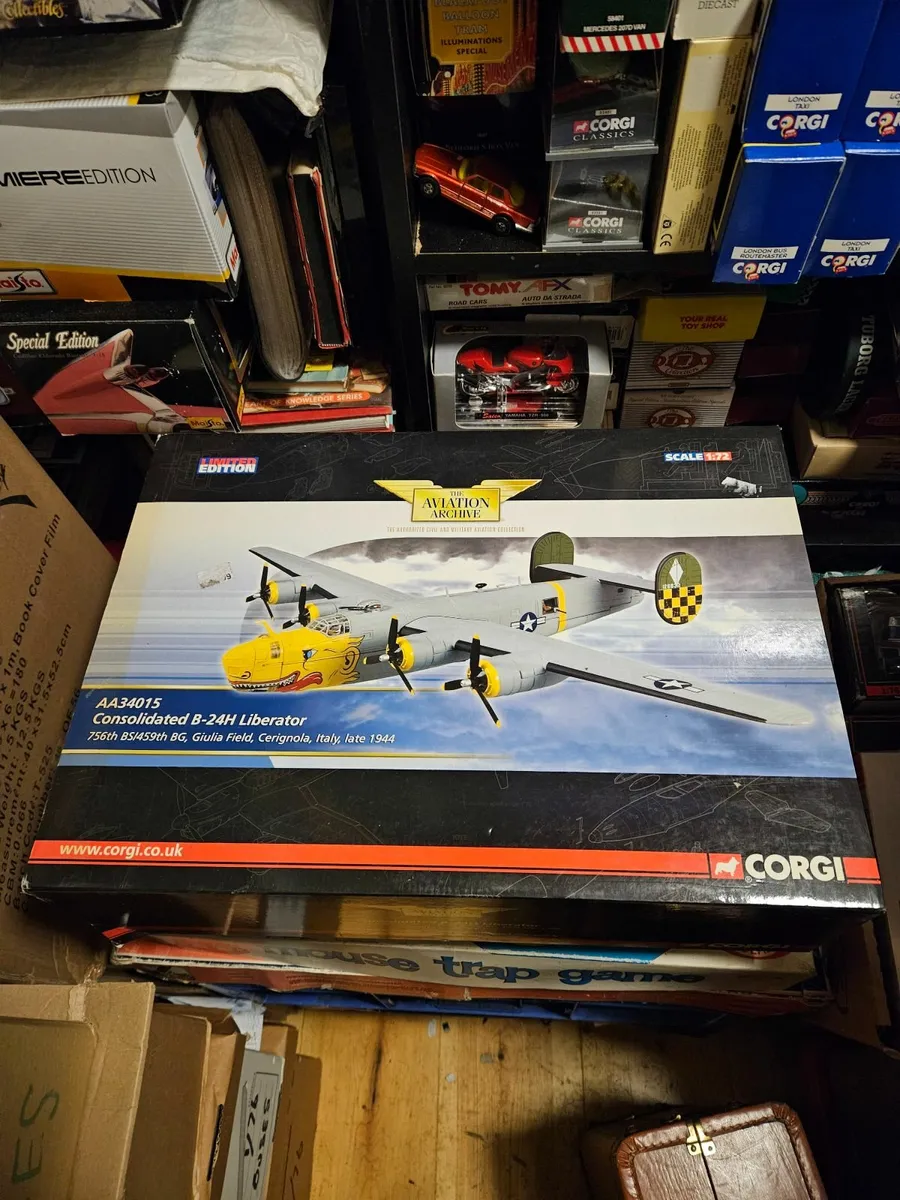 Corgi B24 Liberator - Image 1