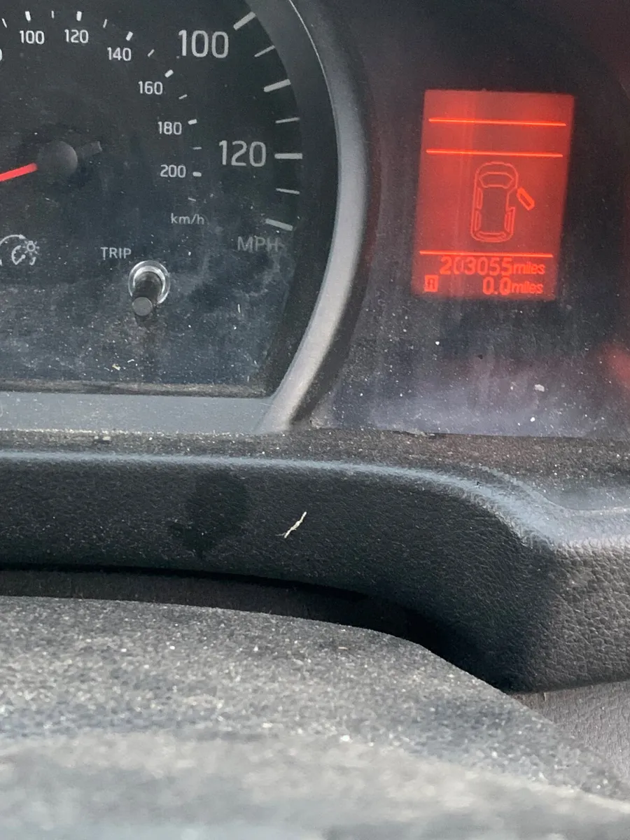 2011 NISSAN NV200 DIESEL VAN - Image 3