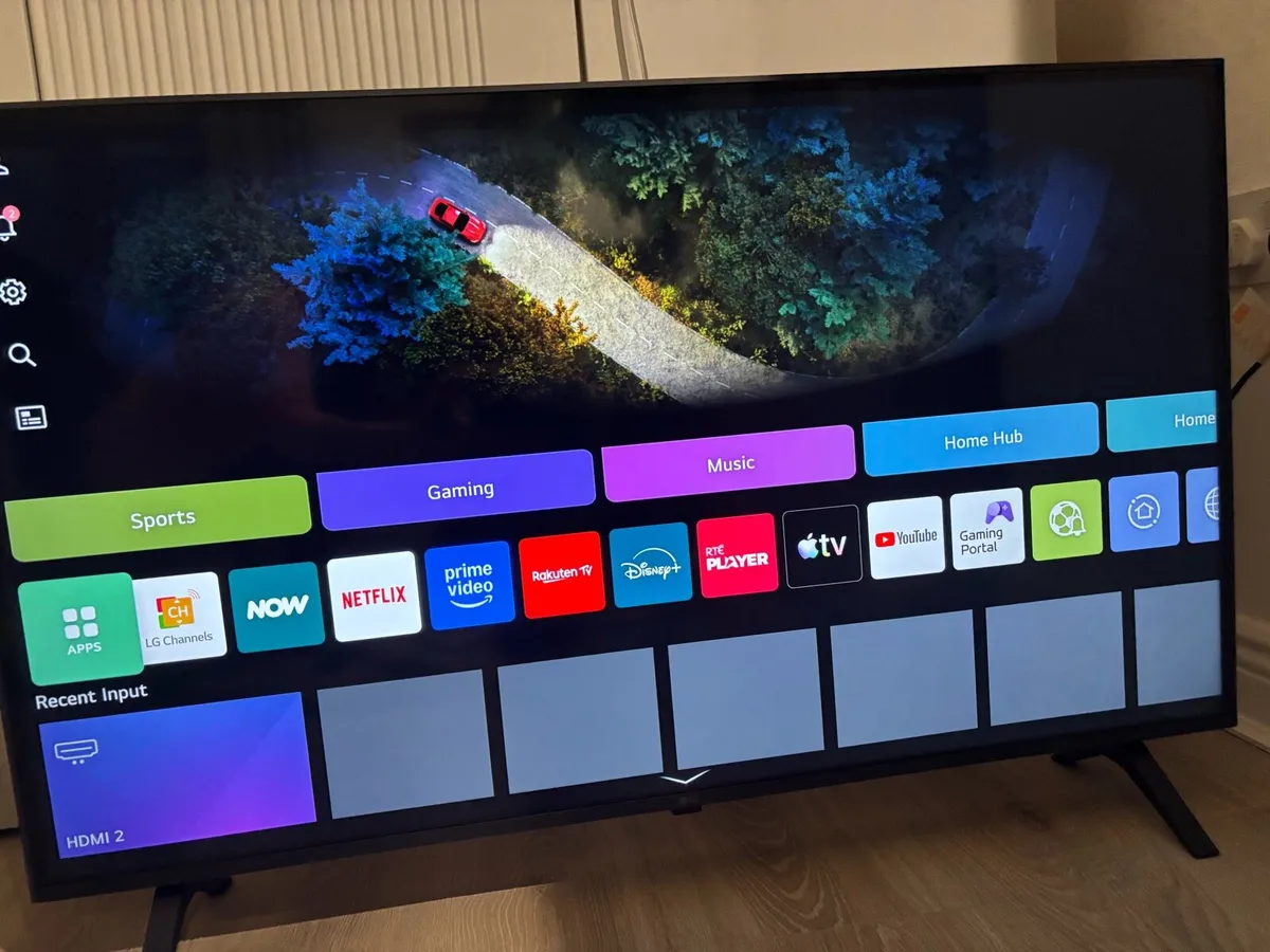 LG smart Tv - Image 1