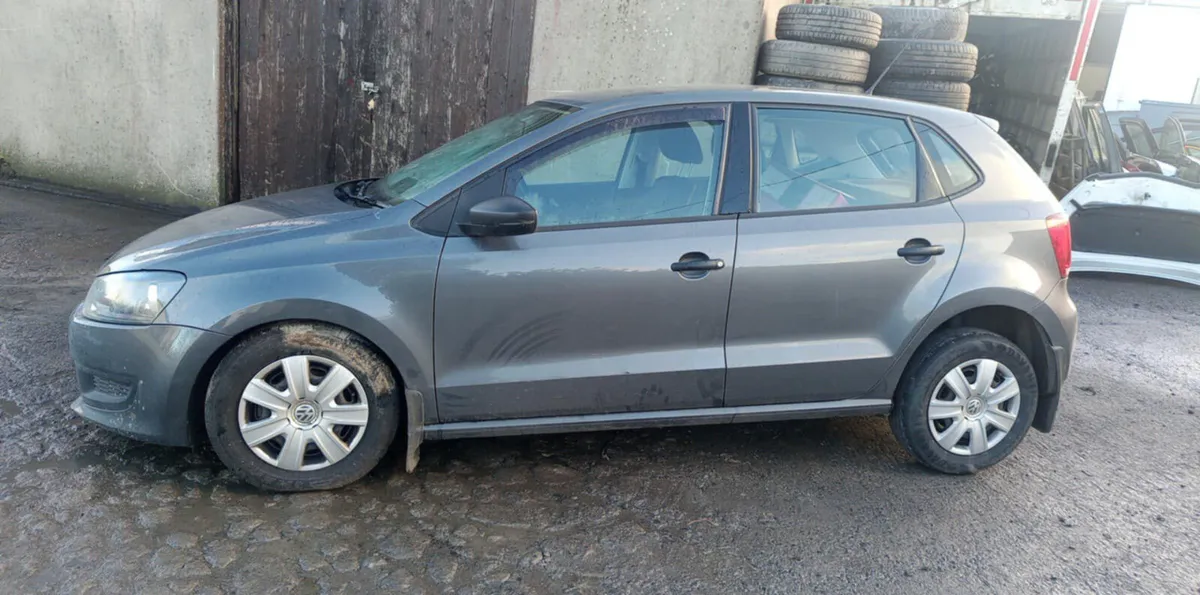 2010 VOLKSWAGEN POLO  1.2 PETROL FOR BREAKING! - Image 2