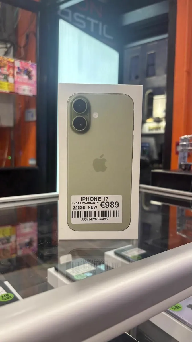 IPhone 17 256GB NEW UNLOCKED - Image 4
