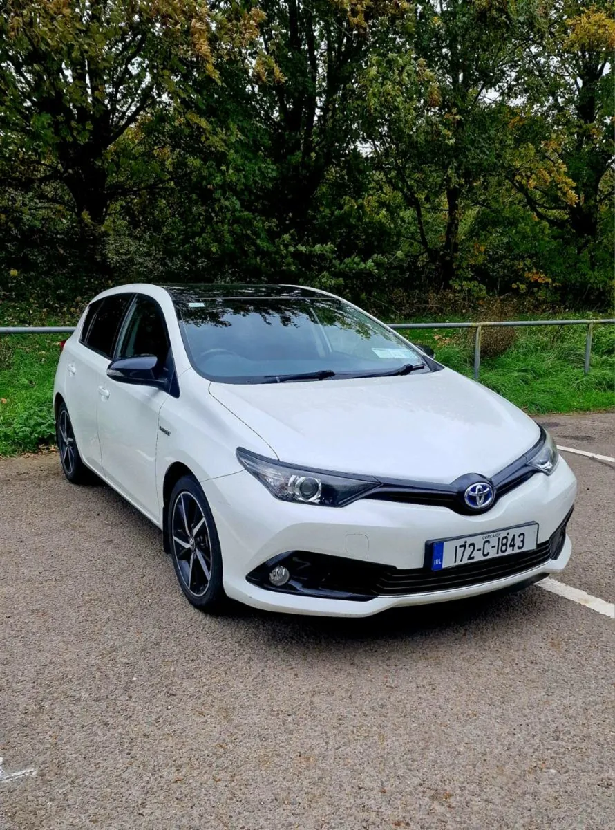 Toyota Auris Hybrid - Image 4