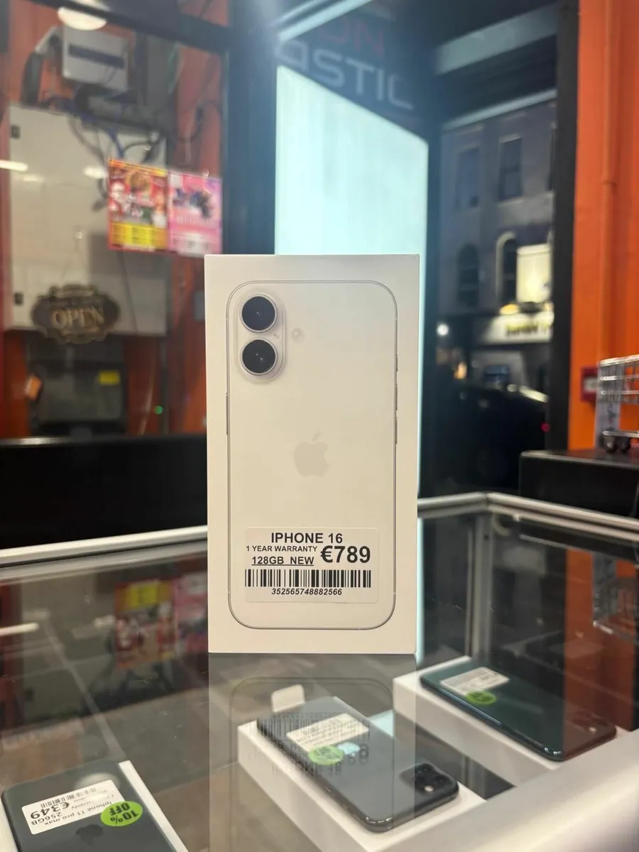 IPhone 16 128GB NEW UNLOCKED - Image 3