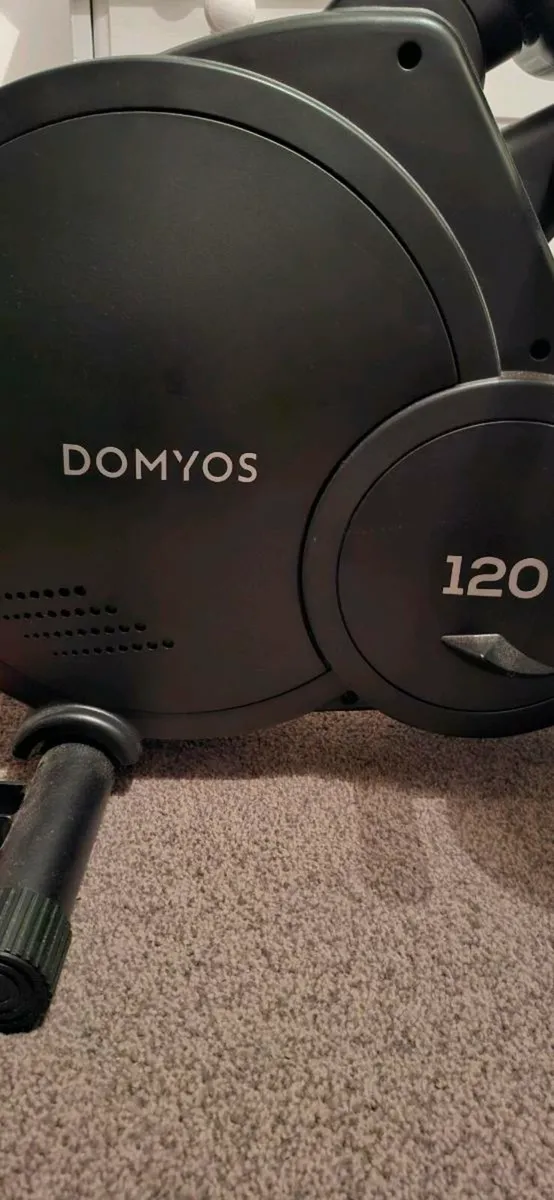 Rowing machine - Image 2