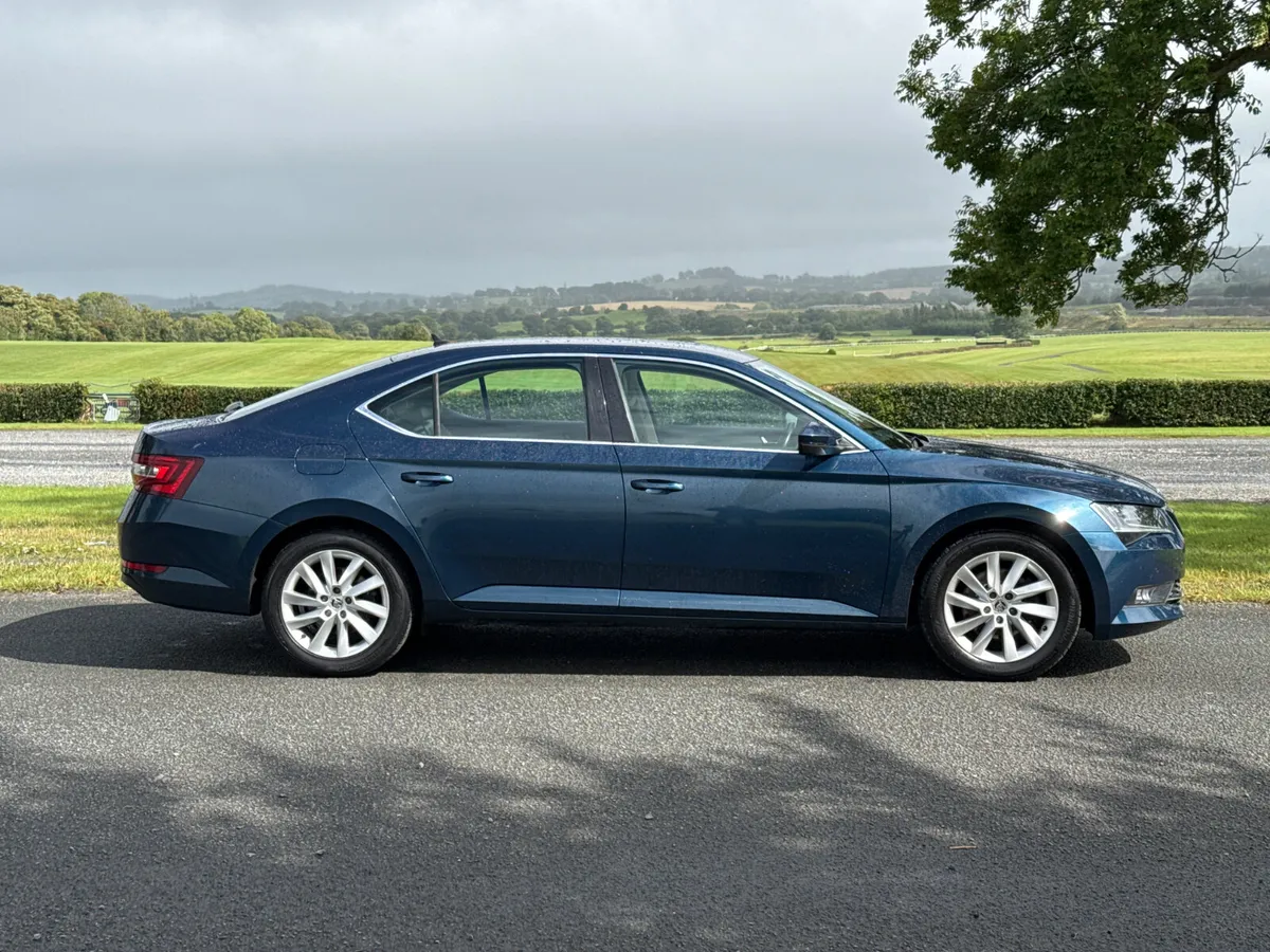Skoda Superb 2016 TDI 2.0 Style - Image 3