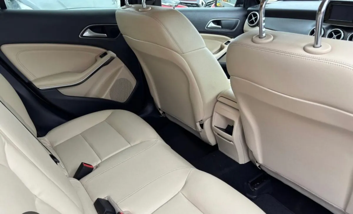 Mercedes - Benz GLA - Image 4