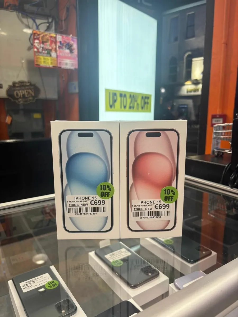 IPhone 15 128GB UNLOCKED - Image 1