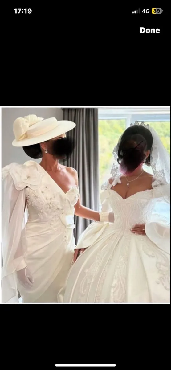 Wedding dress - Image 2