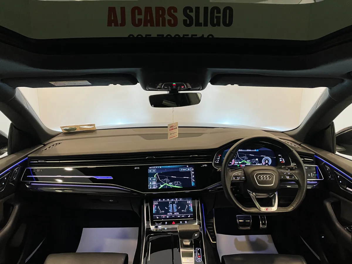 STUNNING AUDI Q8 S-LINE 50TDI QUATTRO 2019  Tech - Image 4