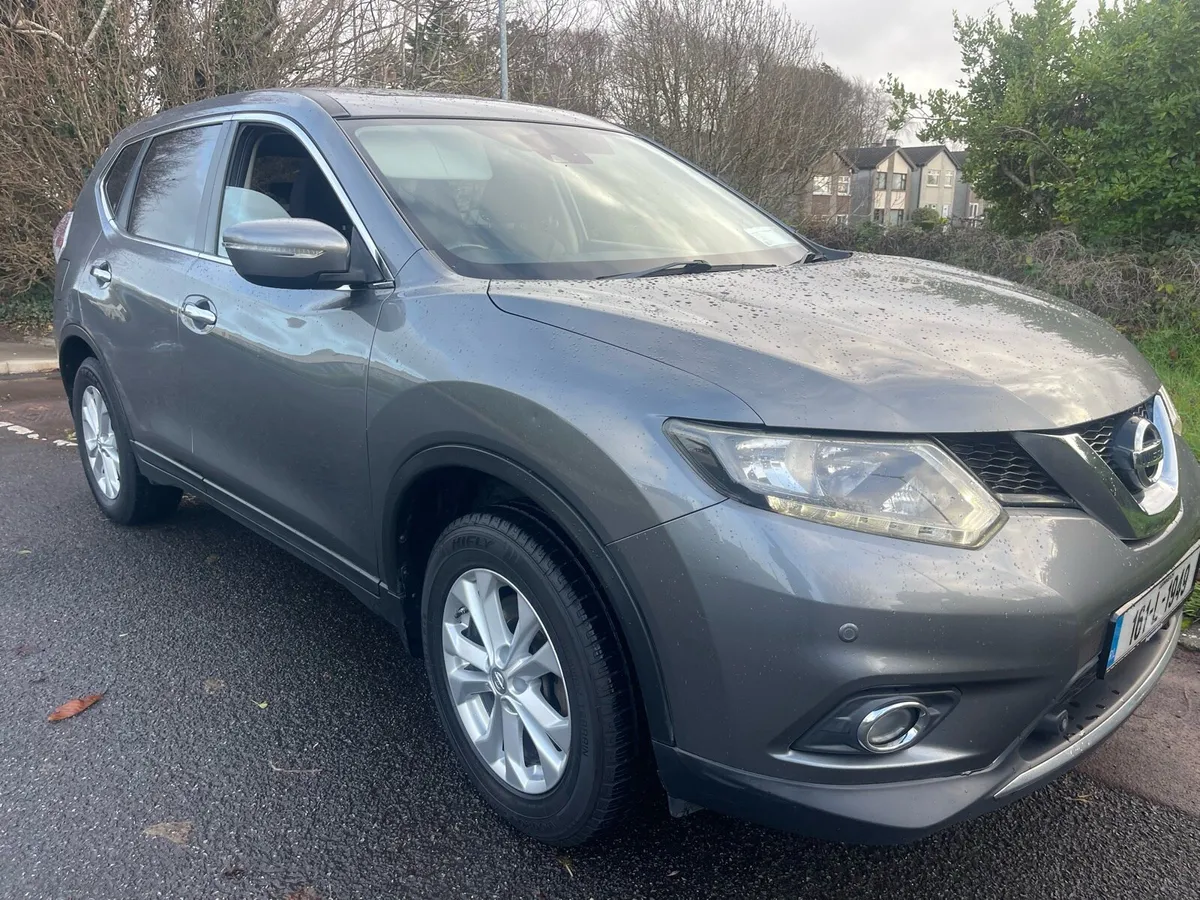 X-Trail 7 Seater nice clean Car - Image 1