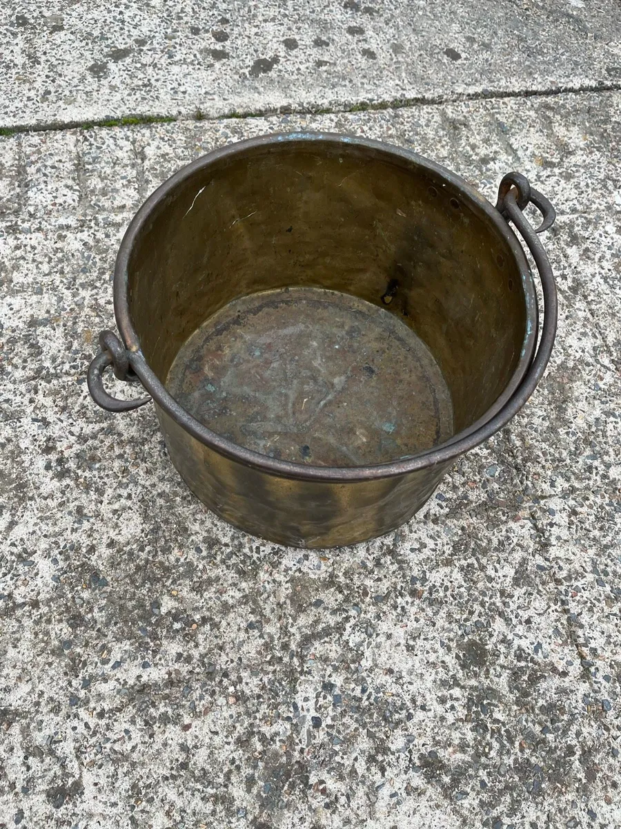 Antique Brass Cooking Pot - Image 3