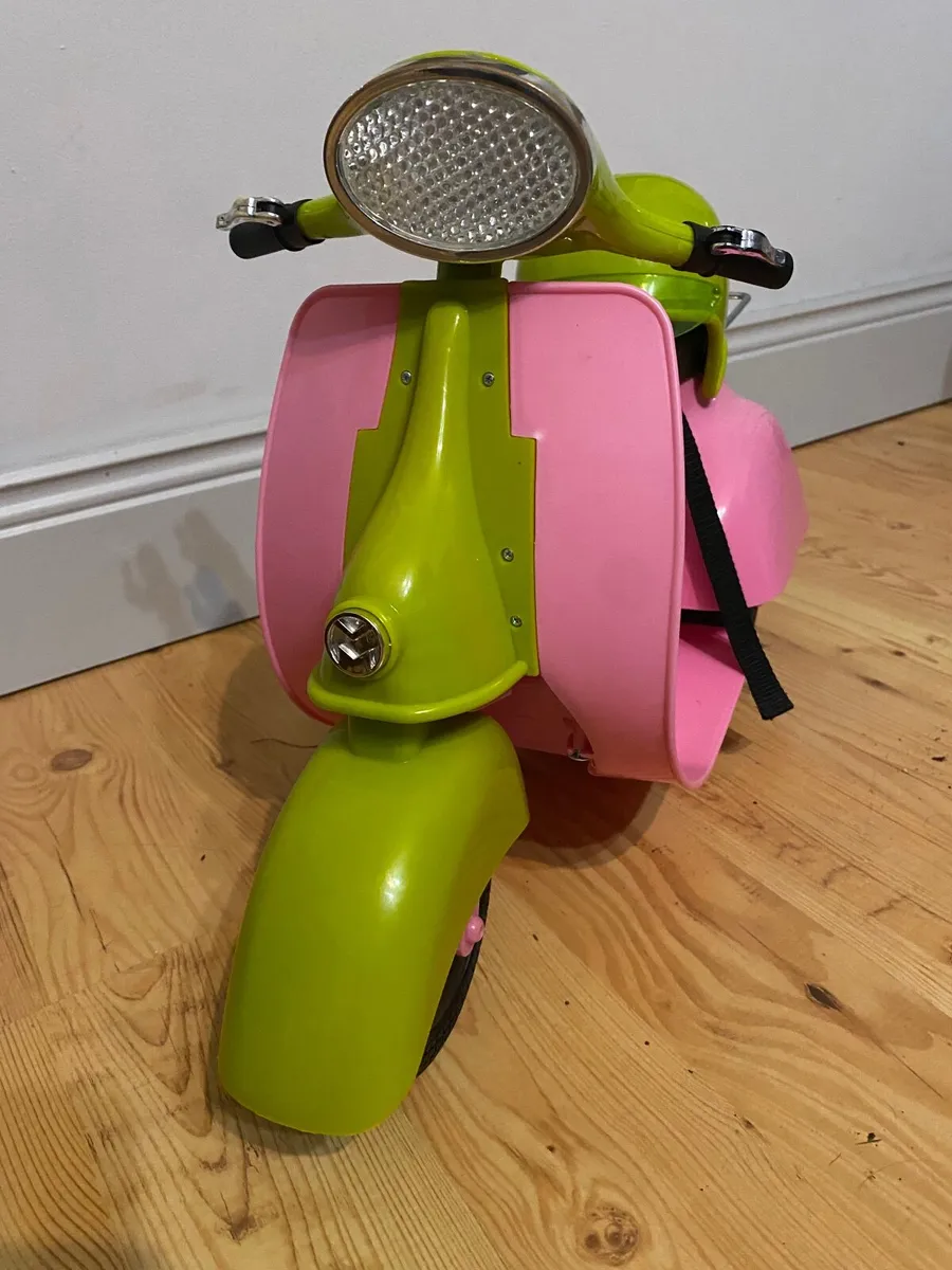 Our Generation Scooter with helmet - Image 1