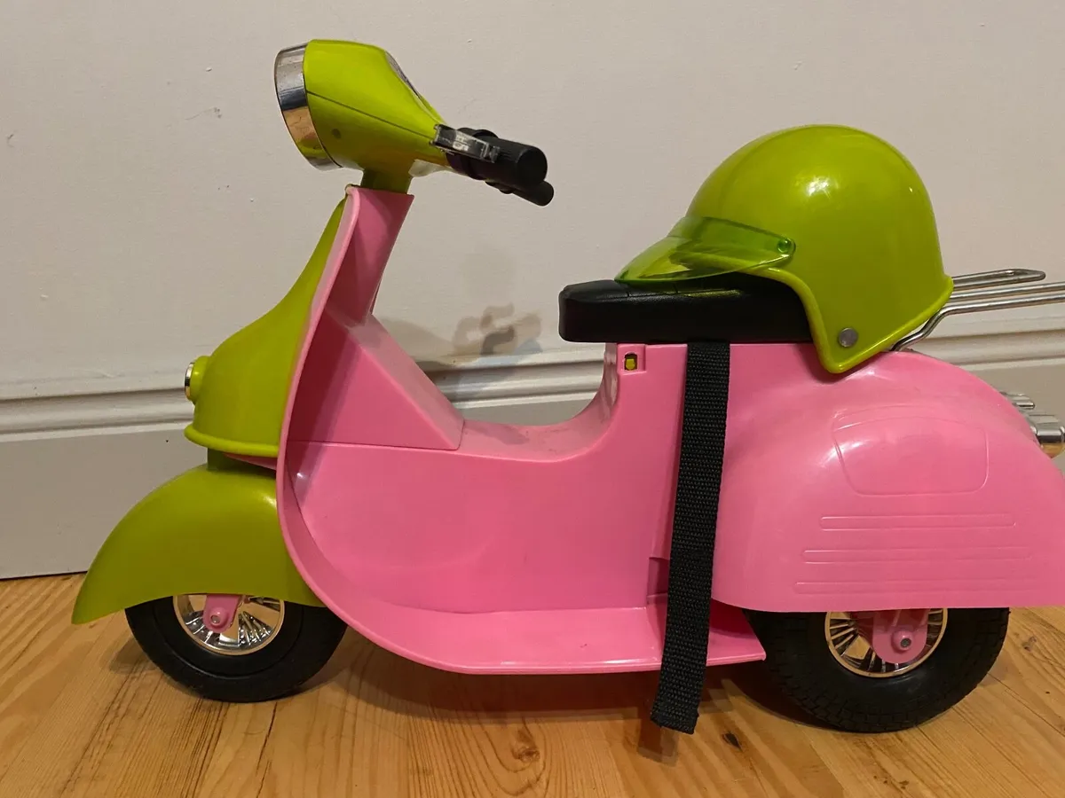 Our Generation Scooter with helmet - Image 2