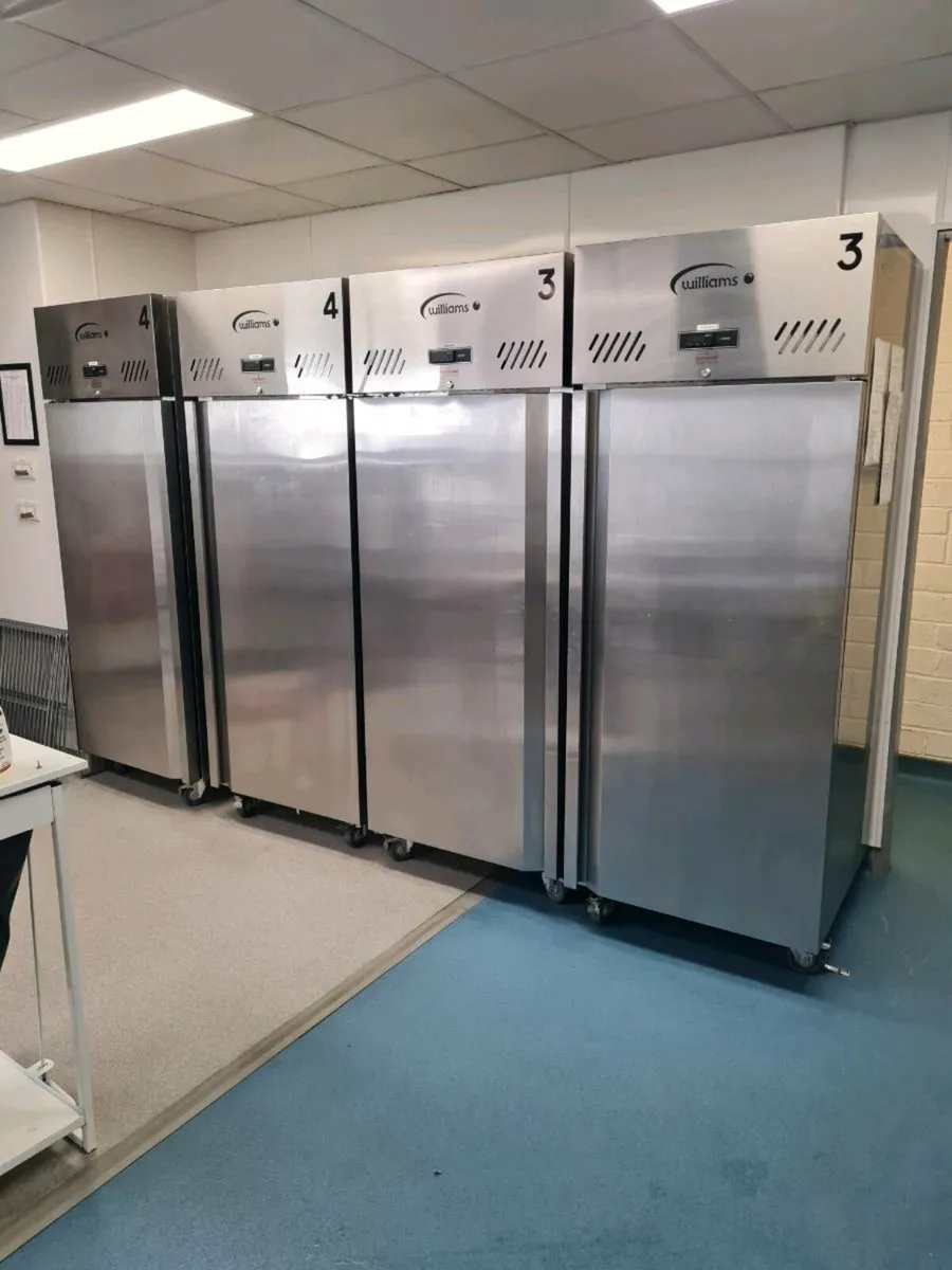 Entire Restaurant Contents for Sale - Image 4