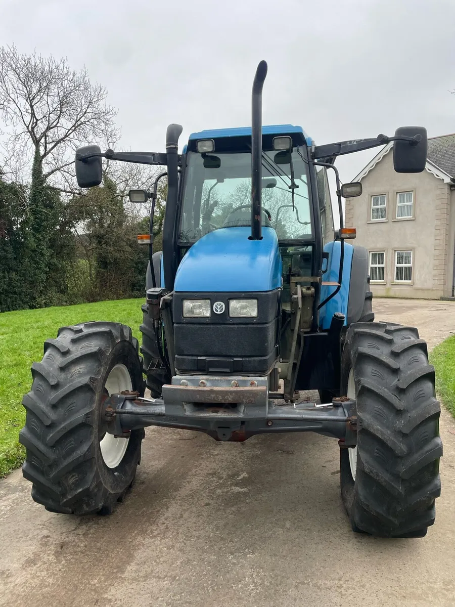 New Holland TS100 - Image 3