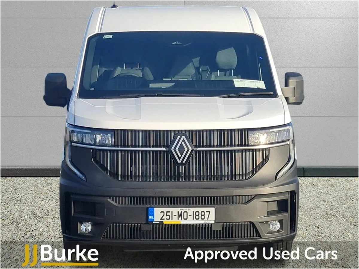 Renault Master FWD LM35 Blue dCi 130 Advance - Image 2