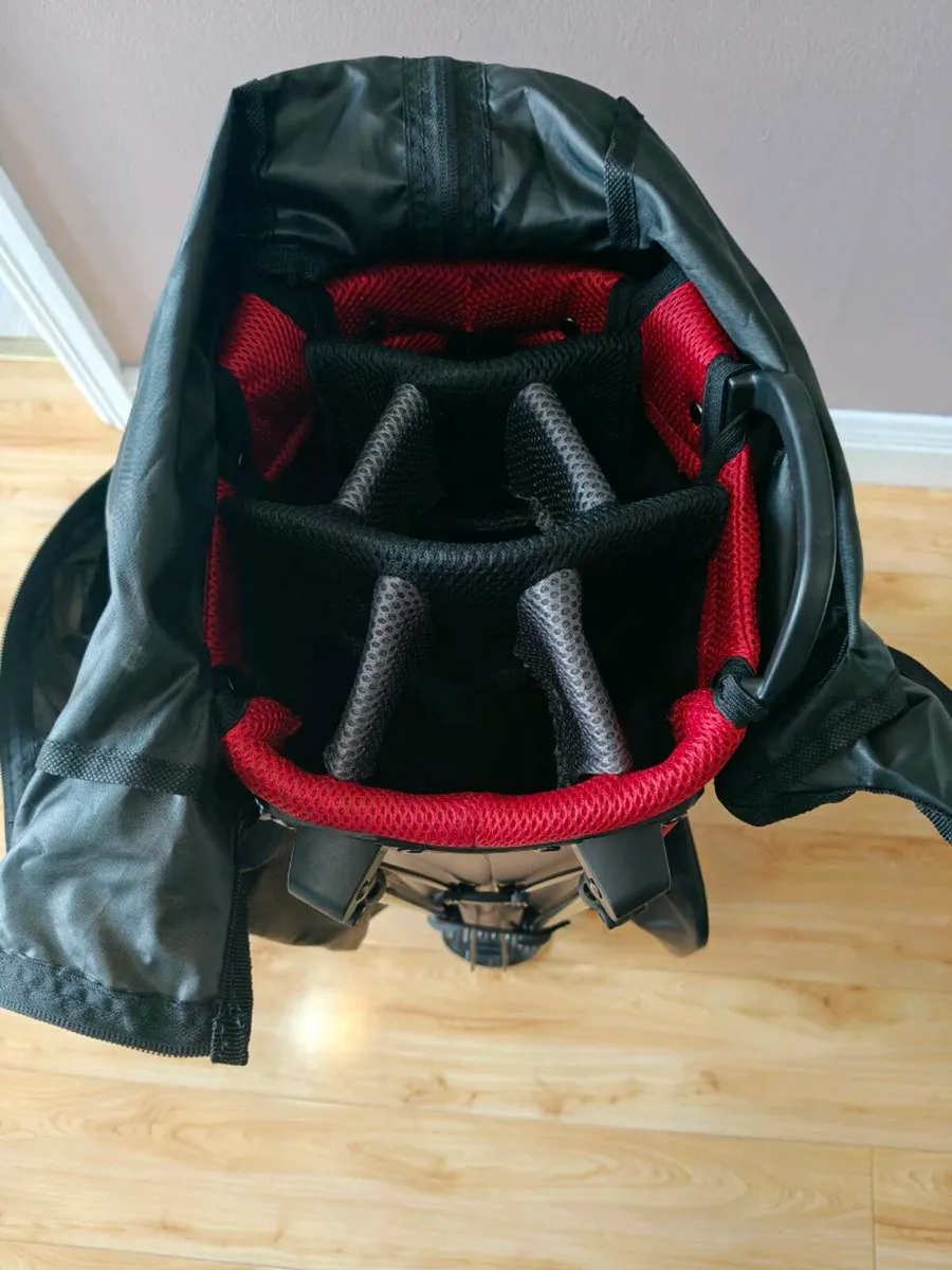 TaylorMade golf stand bag - Image 4
