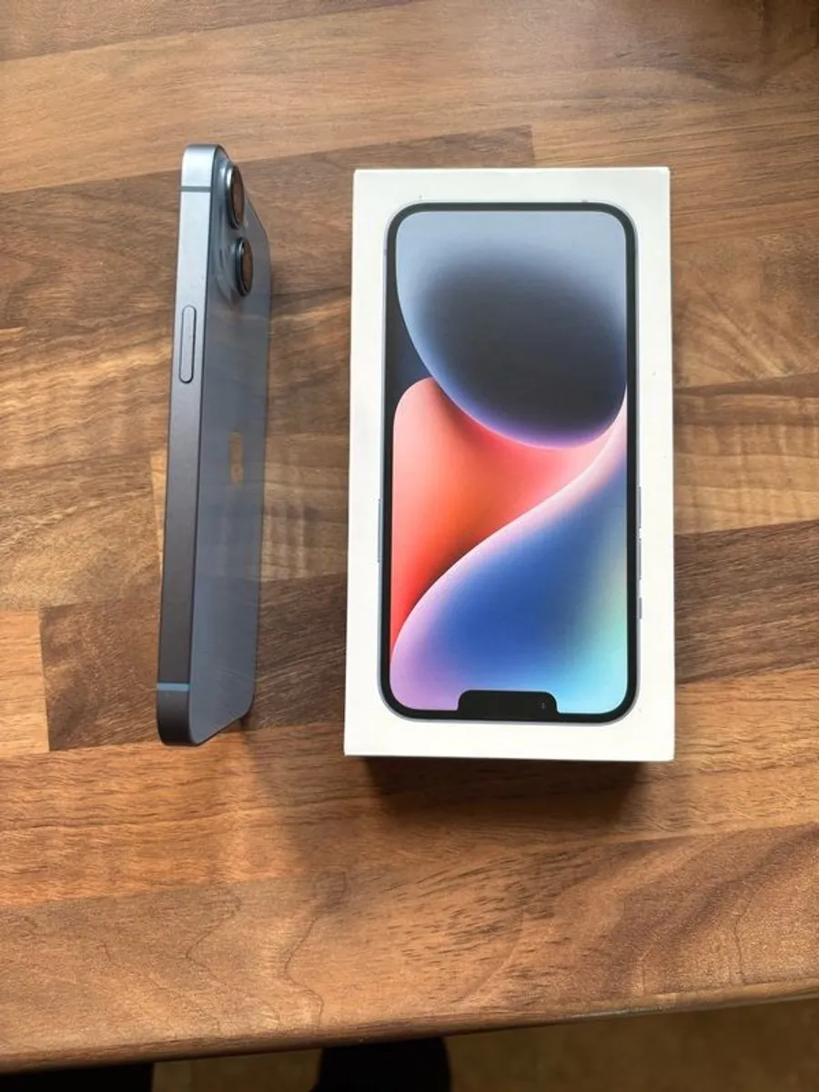 iPhone 14 - Image 3