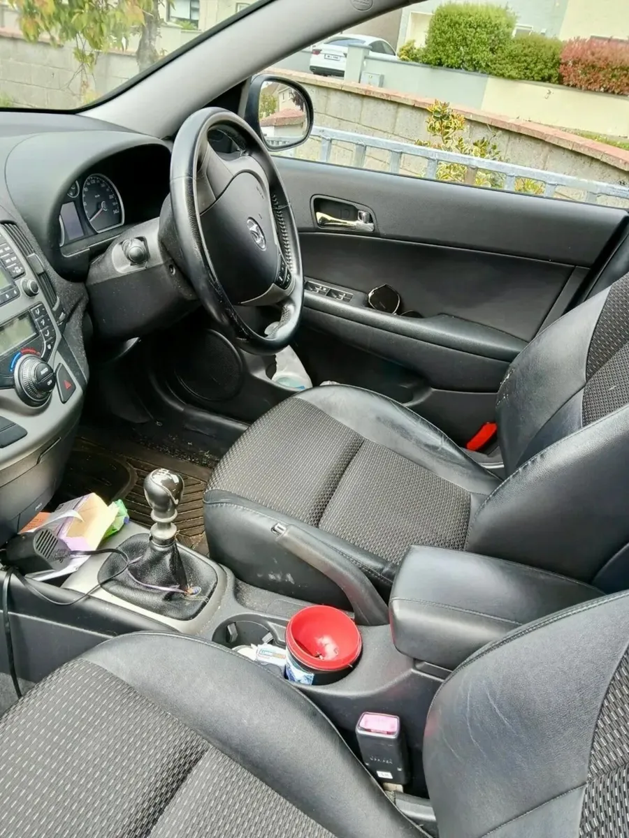 Hyundai i30 2008 - Image 2