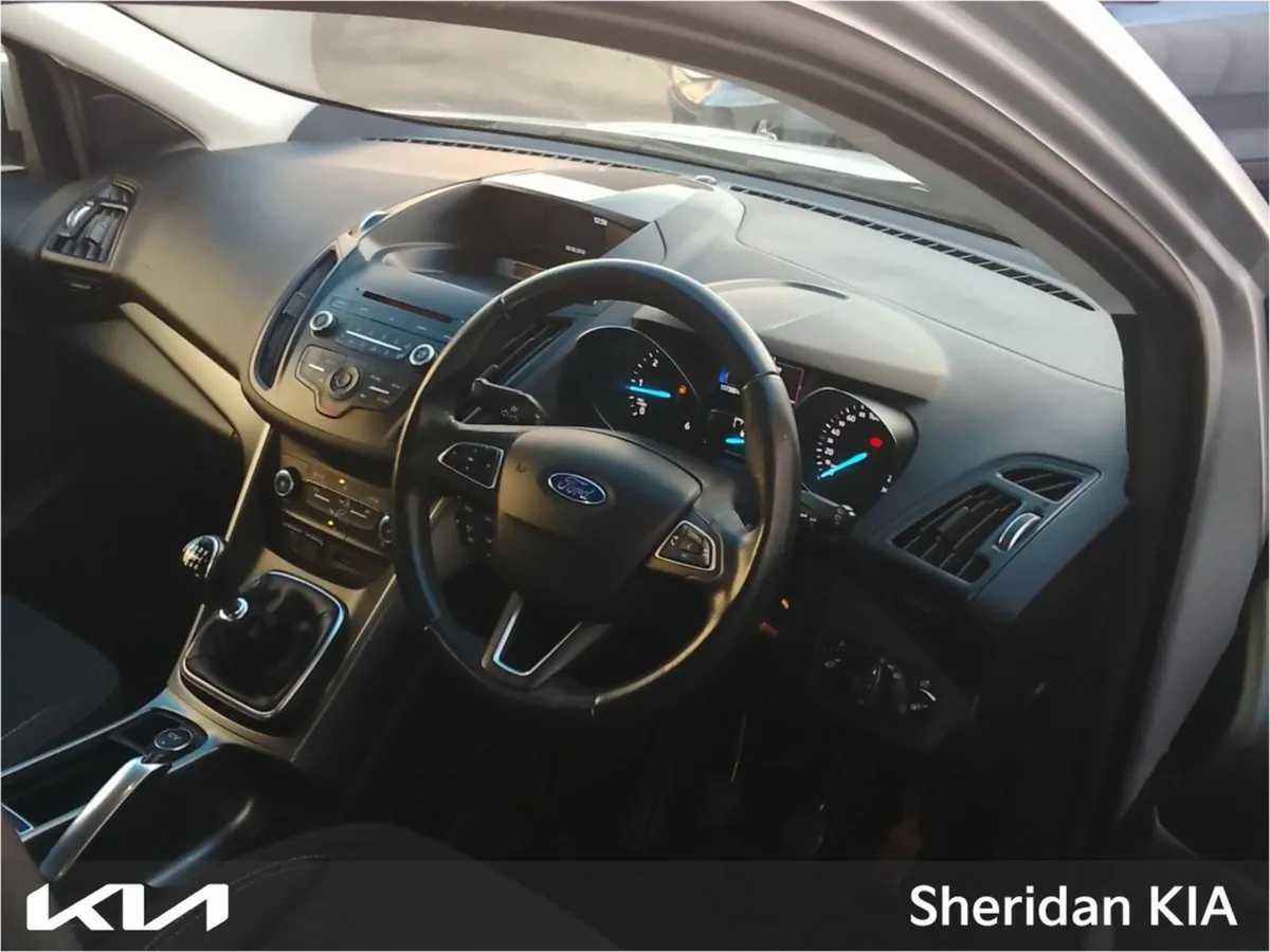 Ford Kuga ZETEC 1.5TD 120PS M6 FWD 2SEAT - Image 2