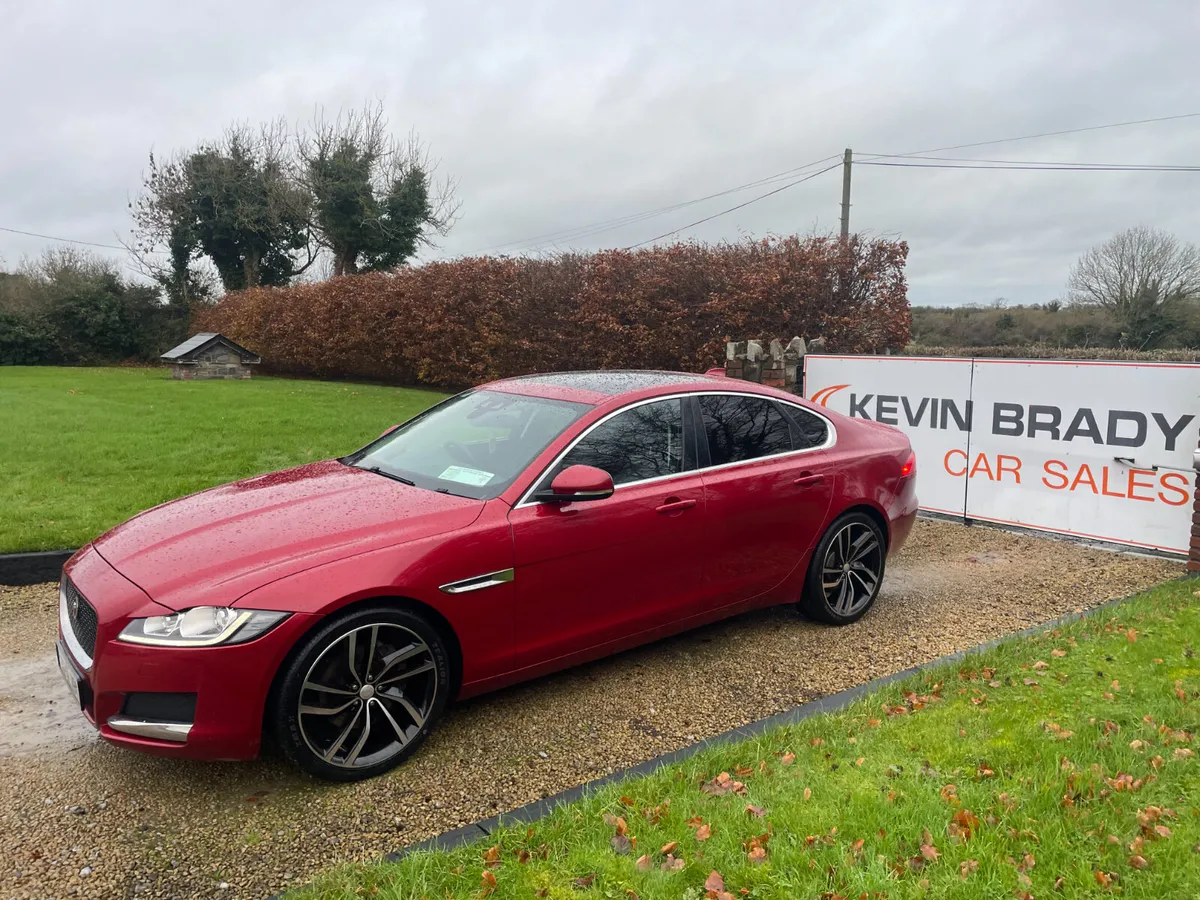 JAGUAR XF 2.0 LITRE DIESEL PRESTIGE MODEL SALOON - Image 3