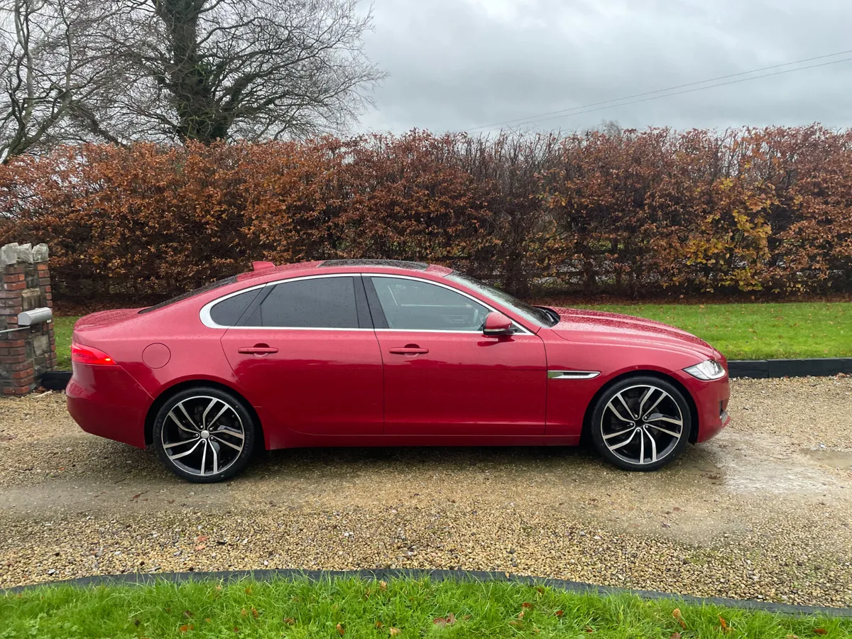 JAGUAR XF 2.0 LITRE DIESEL PRESTIGE MODEL SALOON - Image 4