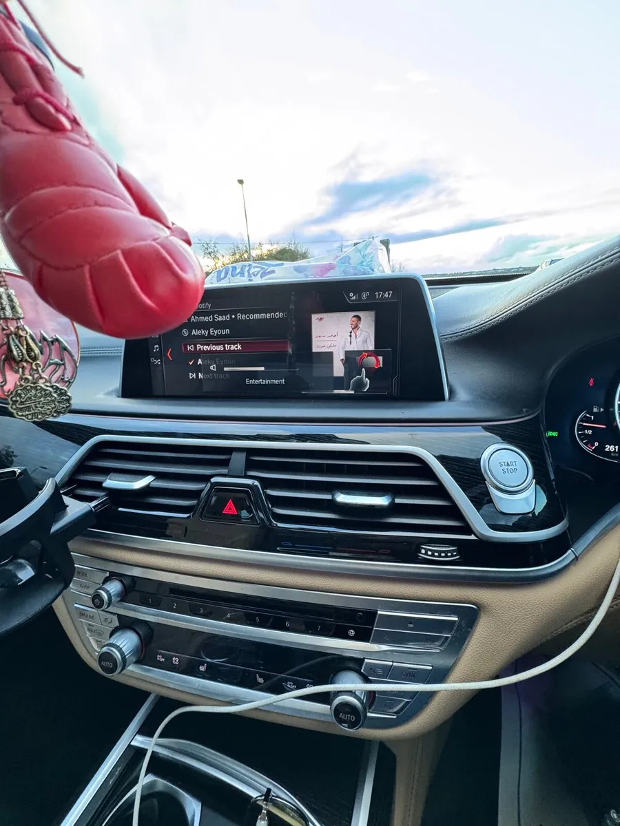 BMW 740E M sport plug - Image 1