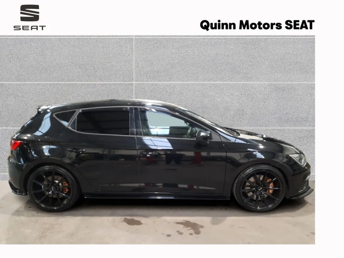 SEAT Leon 2.0 TSI CUPRA 290 5DR AUTO - Image 3