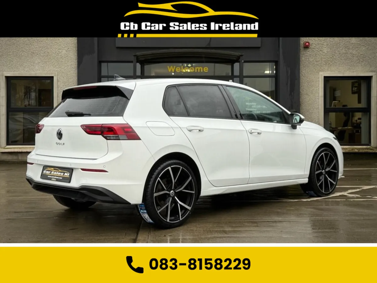 Volkswagen Golf 2.0 TDI Life Hatchback 5dr Diesel - Image 3