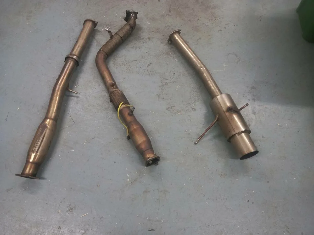 Impreza exhausts and suspension - Image 1